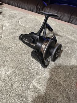 Abu Garcia 8-12 lb spinning reel 20$