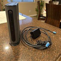 Motorola Cable Modem Plus Router