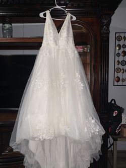 Cream Wedding Dress Size 4.