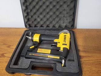 Dewalt 18 Gauge Nailer With Case