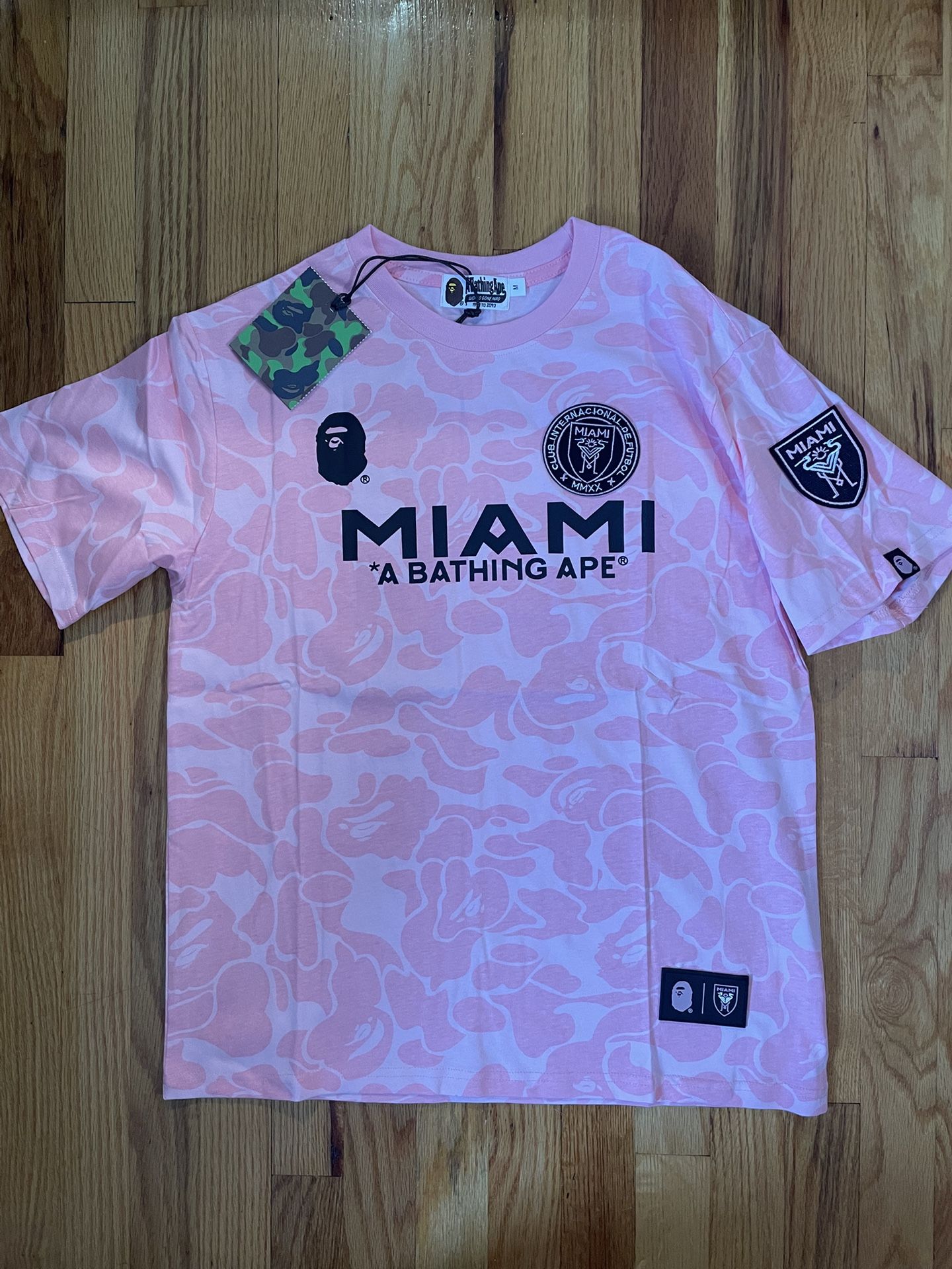 Bape Shirt (M,XL)