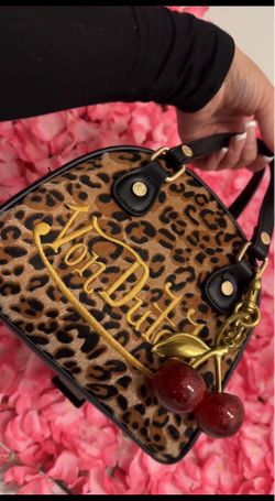 Von Dutch purse