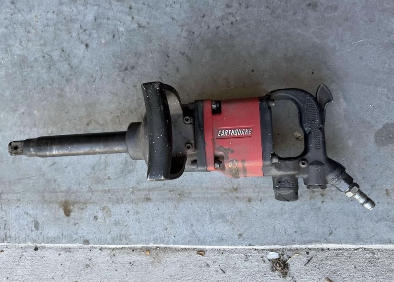 Earthquake 1 in. Professional Air Impact Wrench EQ01A
