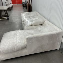 Couch, Bench, Beds And Bed Sets For Sale And More Must Go Today 