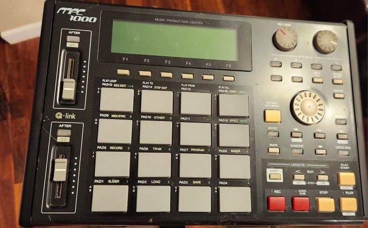 Black MPC 1000