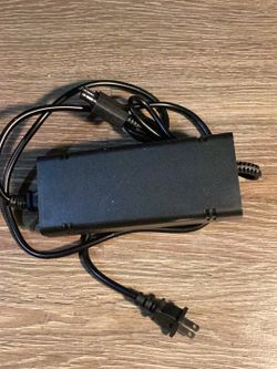 New Xbox 360 s power brick