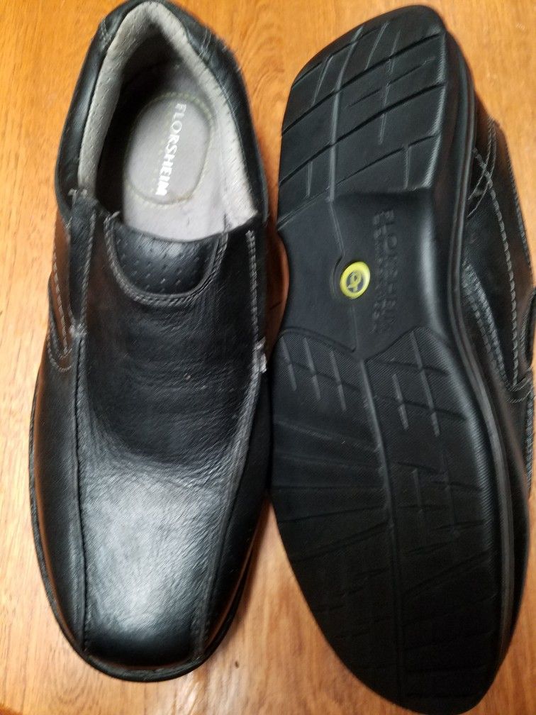 Size 12 Florsheim Slip on dress Shoes Worn Once