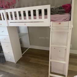 Child loft bed