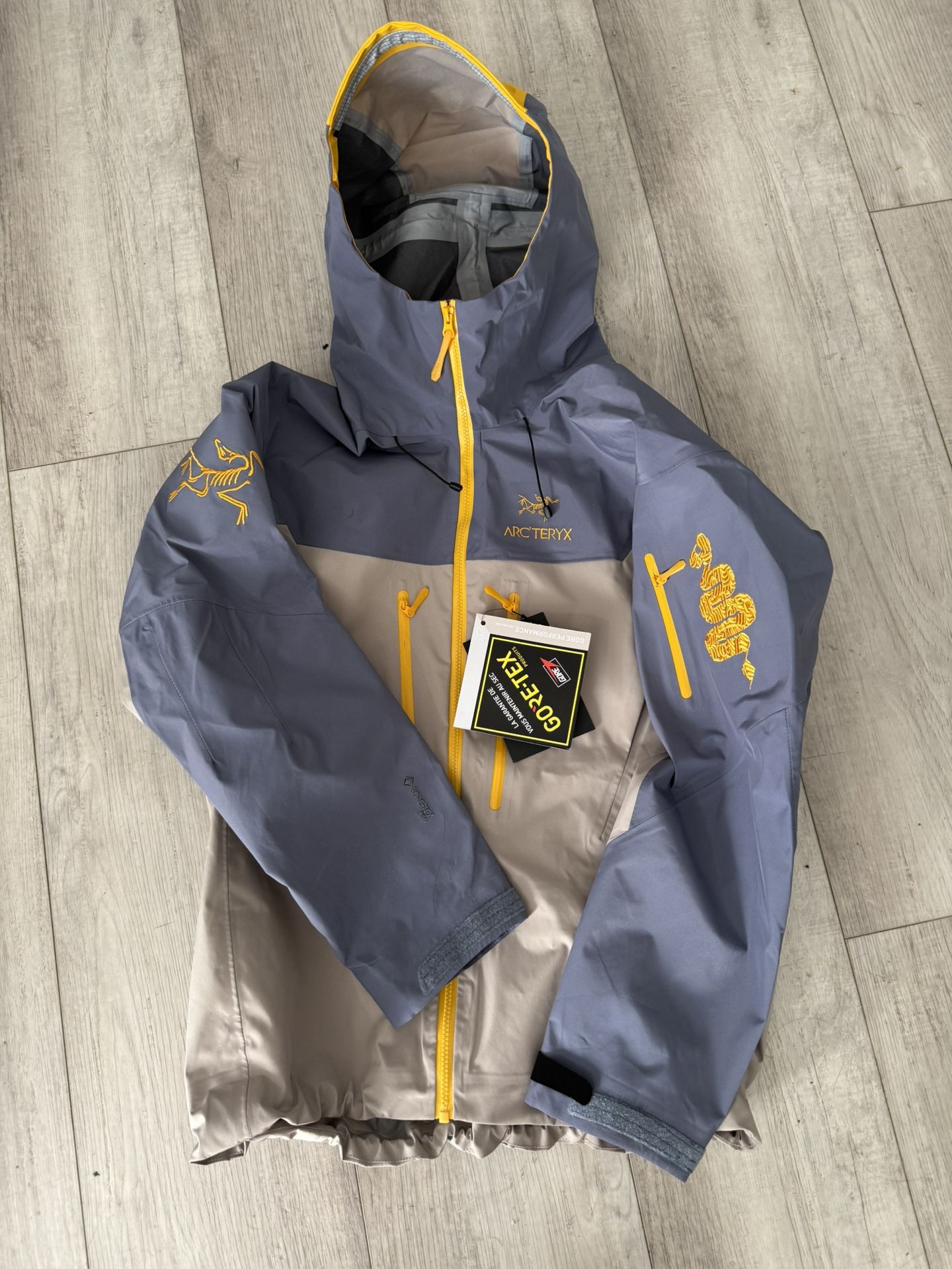 94024284aab54e8590931f9720e043