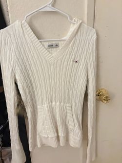 Hollister White Cable Knit V-Neck Sweater