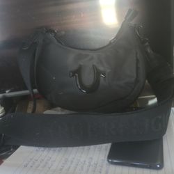 BEAUTIFUL TRUE RELIGIÓN BAG Very Good Condition 