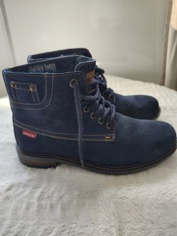 Levi’s Navy Leather Boots Size 7