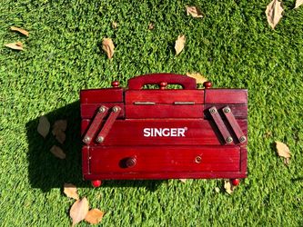 Vintage Singer Wooden Cantilever Sewing Box / Jewelry Organizer