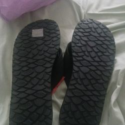 Mens Size 11 Flip Flops
