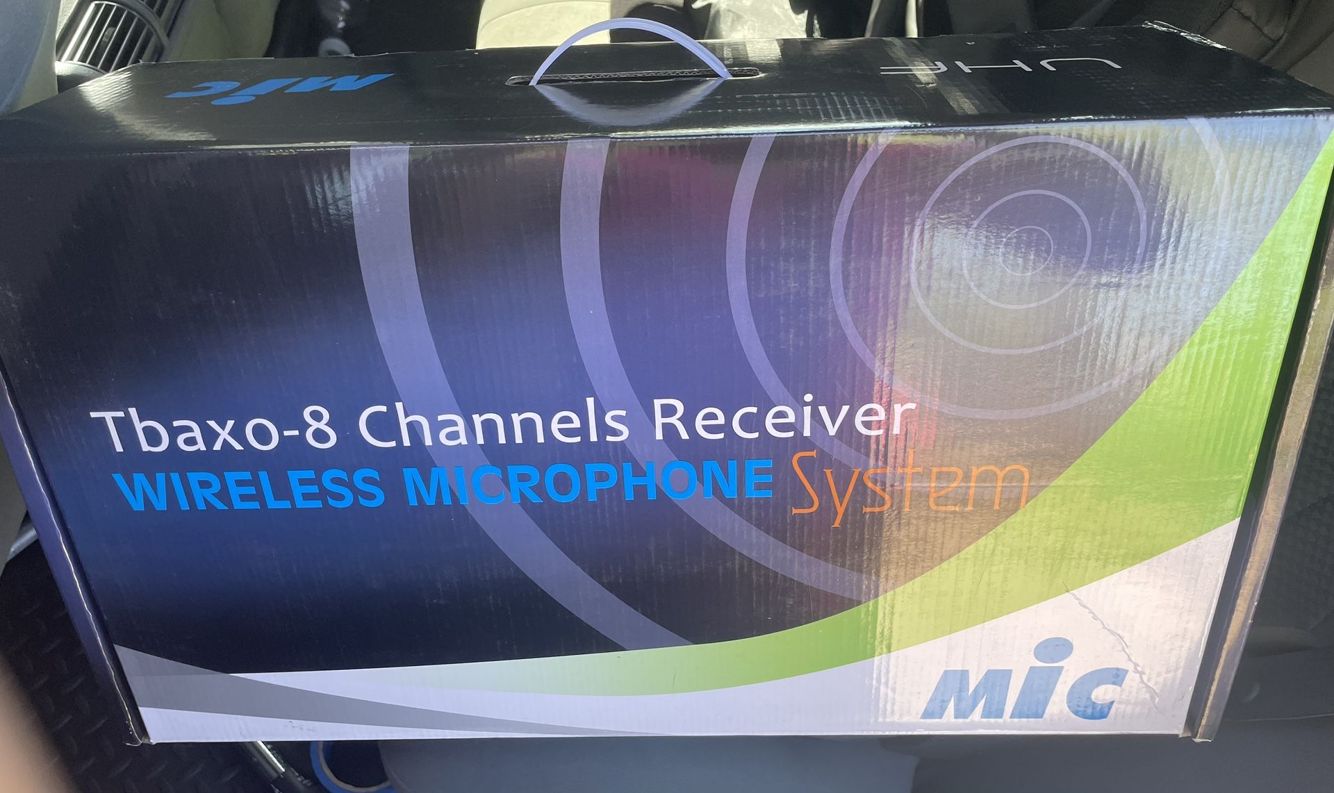 Tbaxo Wireless Microphone System UHF 8 Channel