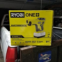 New In Box Ryobi One + 18V Electrostatic Sprayer Kit, 2AH Battery And Charger
