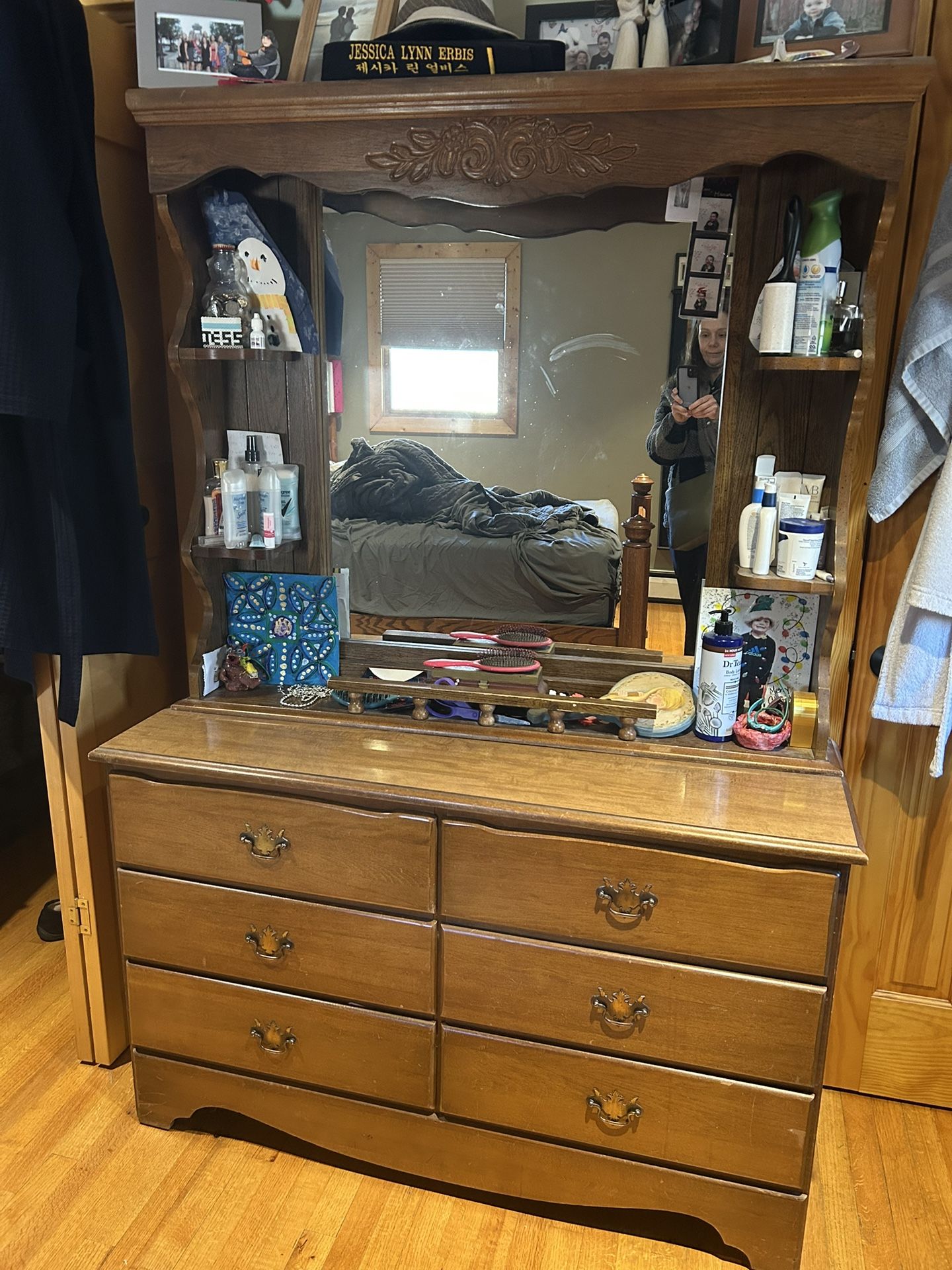 Dresser with Removable Mirror/shelf Top