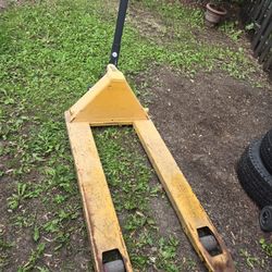 Pallet Jack 