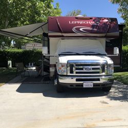 2016 Coachman Leprechaun