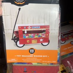 Halloween Wagon Decor