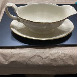 Marie  Luise Gravy Bowl