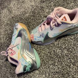 Nike LeBron 22
Monopoly (Translucent Outsole)