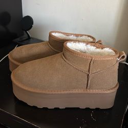 Boots With Thick Sole