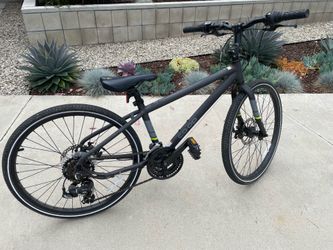 REI CO-OP Mountain Bike 24” tire