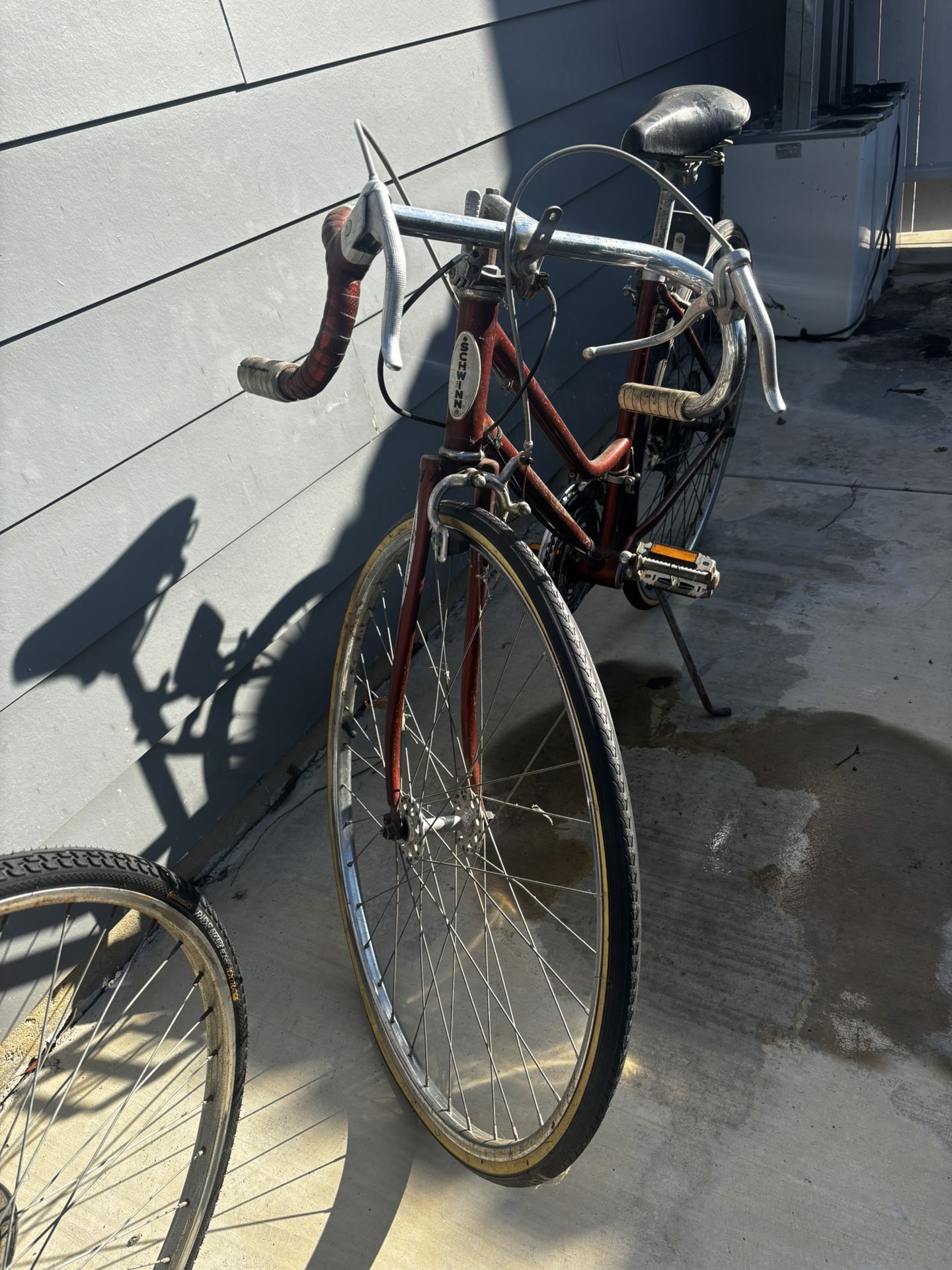 2 VINTAGE SCHWINN BIKES FOR SALE