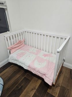 Crib/ Toddler bed