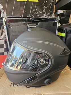 Sena Outrush Bluetooth Modular Motorcycle Helmet with Intercom System X-Large Outrush Matte Black