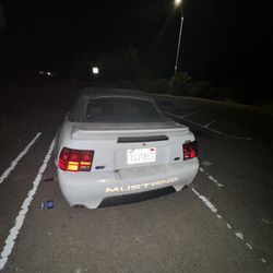 2000 Ford Mustang Part Out