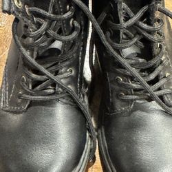  SOFTY T LEATHER LACE UP BOOTS