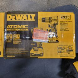 Dewalt ATOMIC 20V MAX Lithium-Ion Cordless 2-Tool Combo Kit with 5.0 Ah and 2.0 Ah Batteries, Charger and Kit Bag (Model: DCK200D1P1)