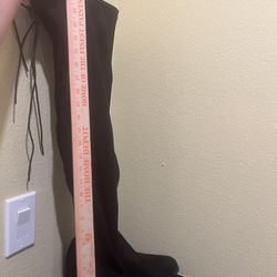 BESTON Knee-High Boots Size 11 Womens — Quick Sale $49  Fun fact (and a tiny flex): Knee-high boots grew out of riding gear — same bravado, fewer hors