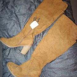 DV by Dolce Vita saddle brown faux suede SIZE 9 1/2
