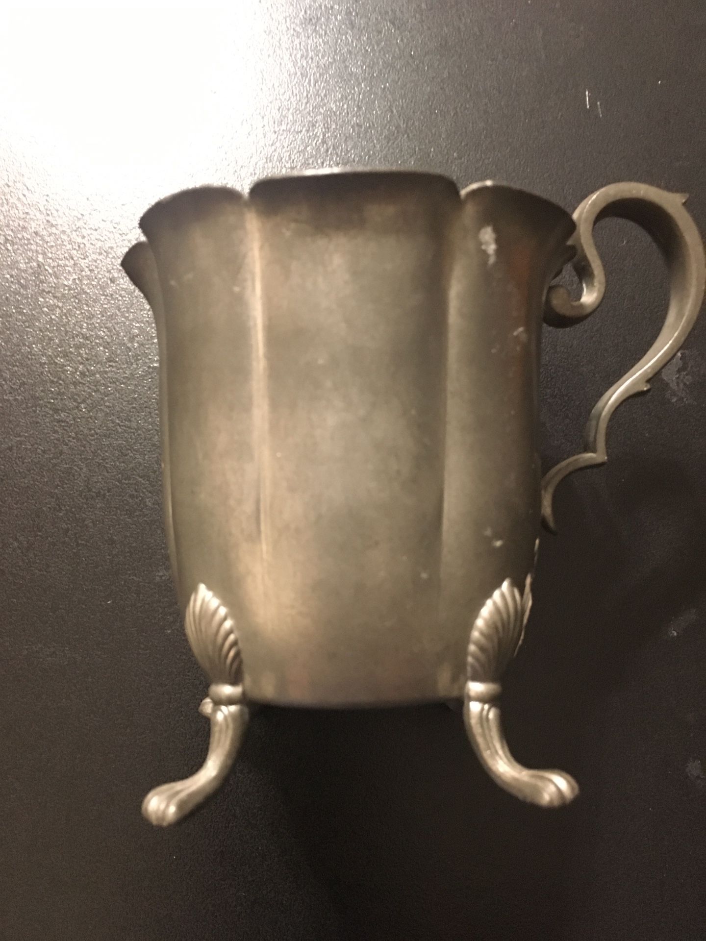 KS @ P 78 PEWTER : VINTAGE POT