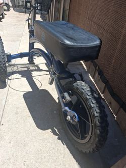 Knee Rover