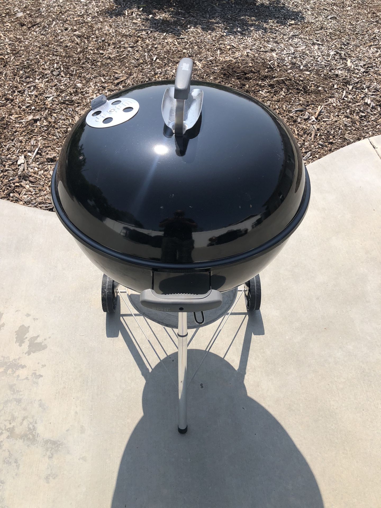 Weber 22 Kettle Grill