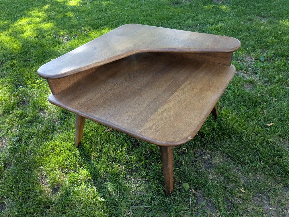 Mid Century Modern Corner End Table