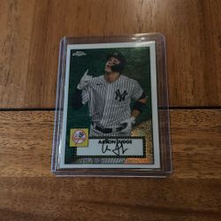 Aaron Judge Autograph Topps Card