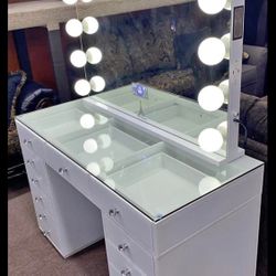 Luxury Vanity Set On Sale $1299 We Finance No Credit Check We Deliver !
