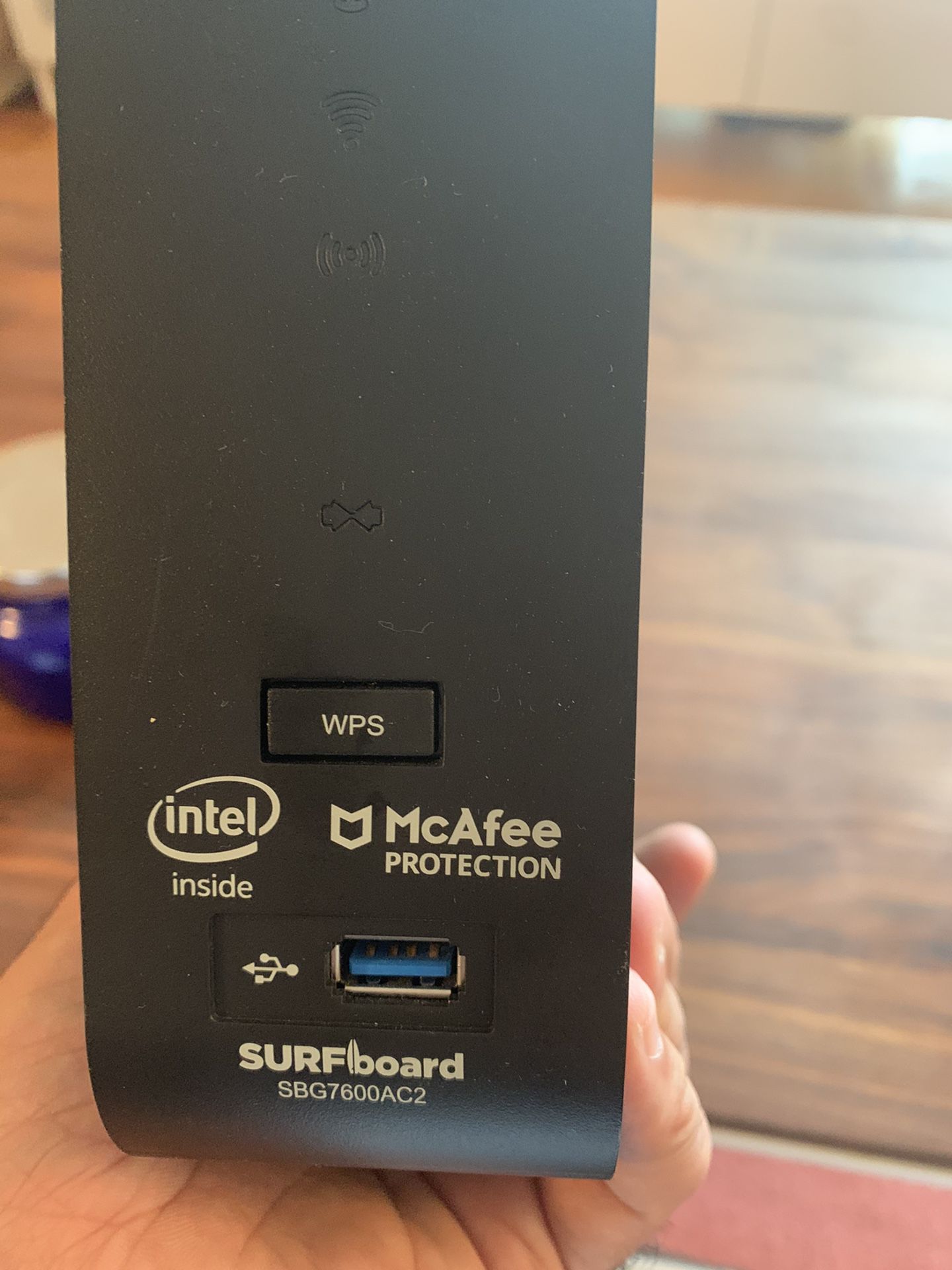 ARRIS SURFboard sbg7600AC2 Modem and Router Combo