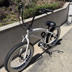 SIKK Fat Tire 7 Speed Cruiser, White, Fits riders 5’2” - 6’5”