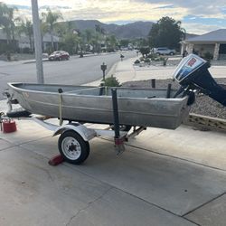 12 Foot Valco Aluminum Boat With 10 Hp Honda 4-Stroke Motor And Trailer