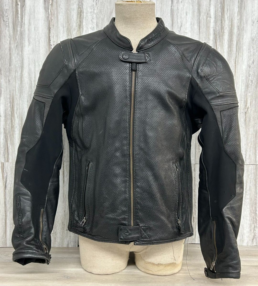 Scorpion Motorcycle EXO Leather Riding Jacket Black L (PO1020444)