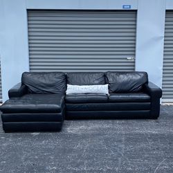 Like New Black Genuine Leather Sectional Couch/Sofa (FREE DELIVERY🚛)
