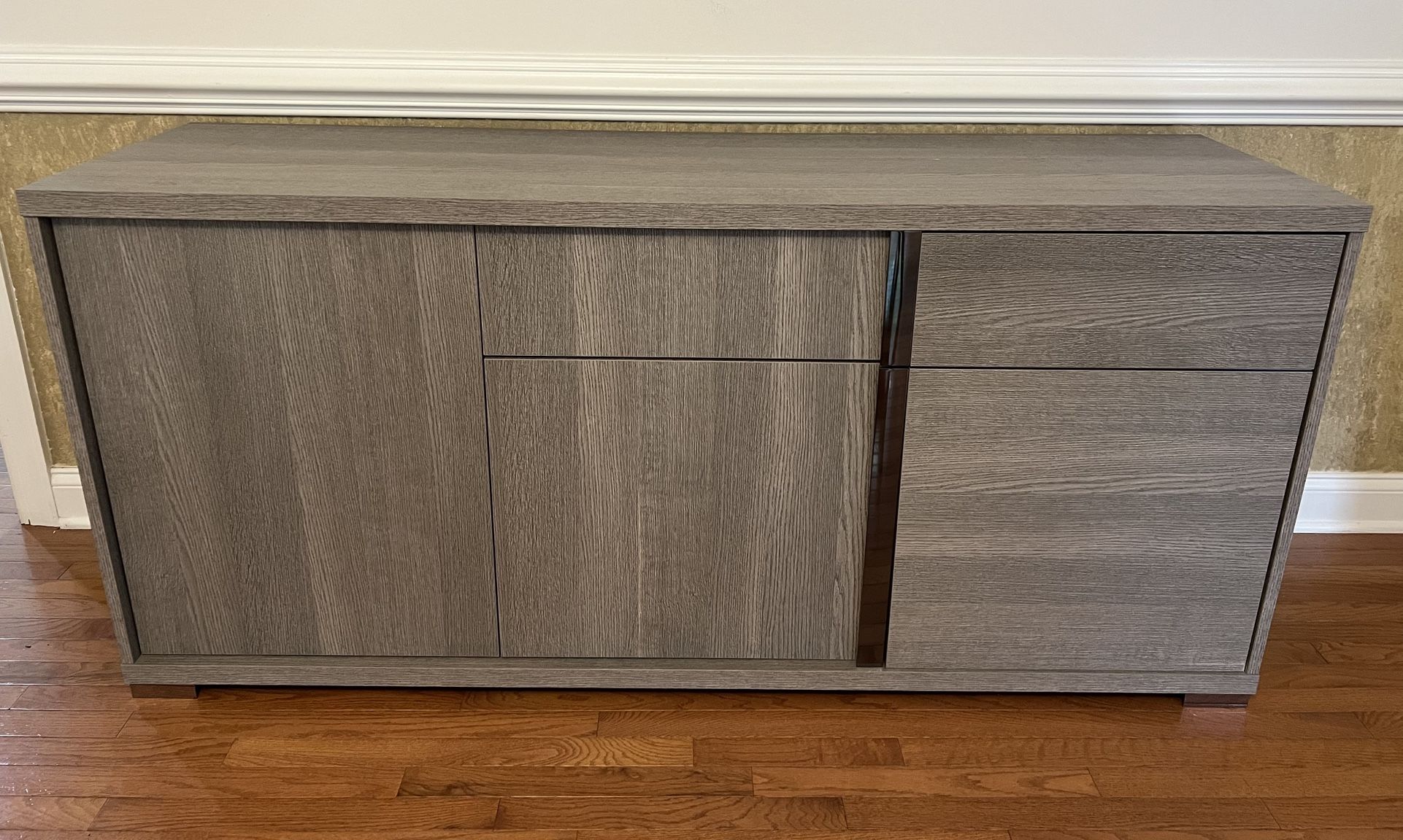 ALF DaFrè Modern Sideboard / Buffet Cabinet