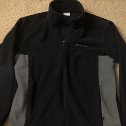 Columbia fleece zip up