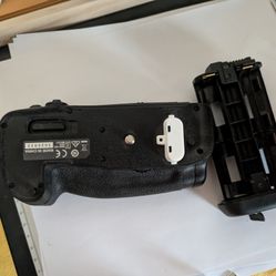 Nikon MB-D17 Battery Grip For Nikon D500